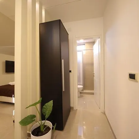 Agent Lux Penzion Jagodina