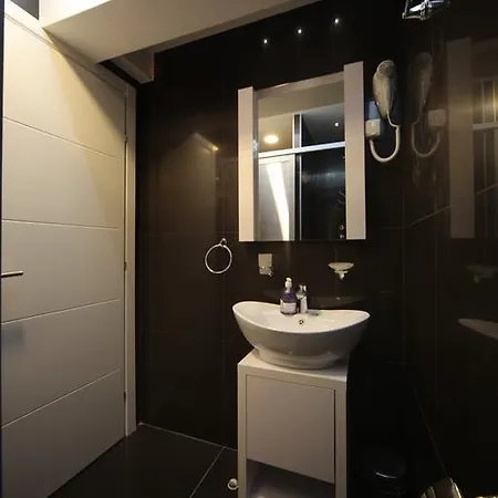 Agent Lux 4* Jagodina