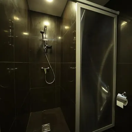 Agent Lux 4* Jagodina